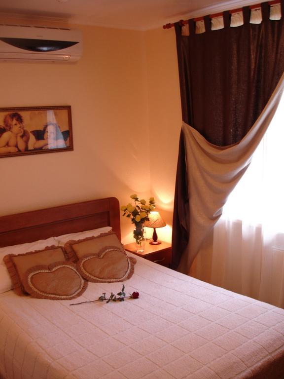 Sinay Hotel Poltava Kültér fotó